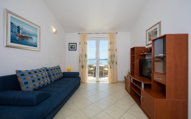 Apartment Ruzica - with sea view: A3 - zuti Igrane, Riviera Makarska