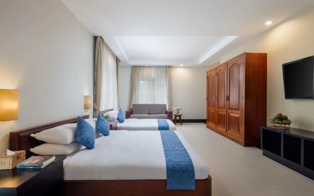 Skyline Boutique Hotel