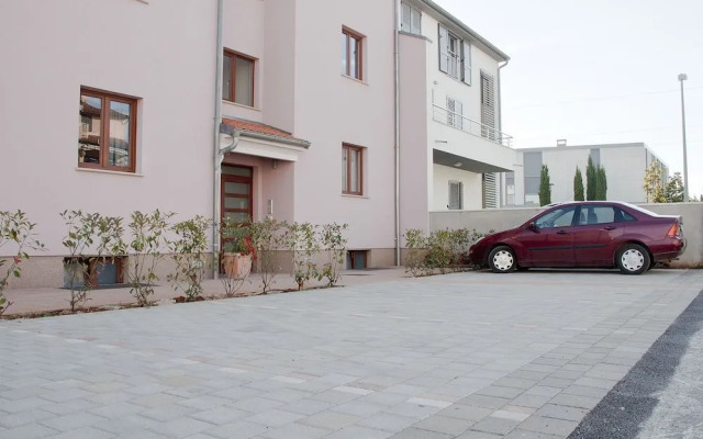 Apartments And Rooms Camaiore