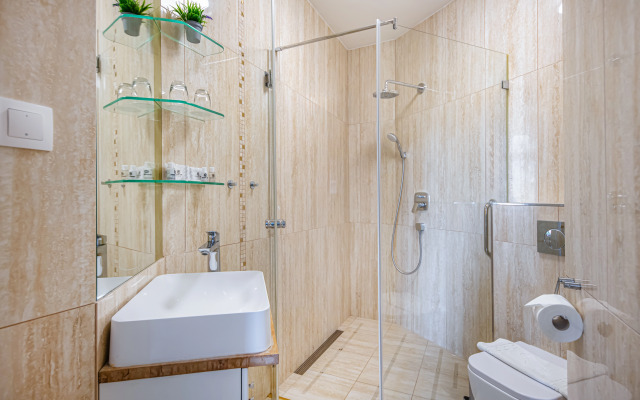 Andrassy Thai Hotel