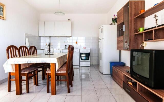 Apartments AnteV - 80m from the sea