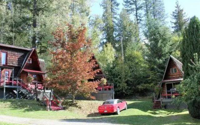 Sunny Bluffs Chalets