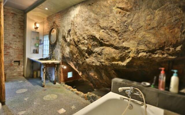 Moonriver Hostel