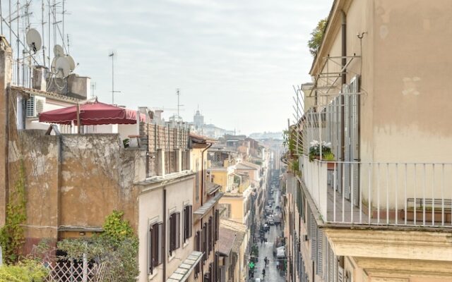 Piazza di Spagna Apartment