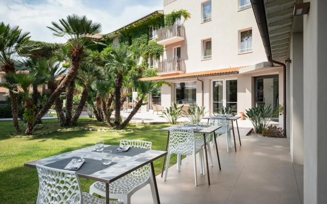 Marina Garden Hotel