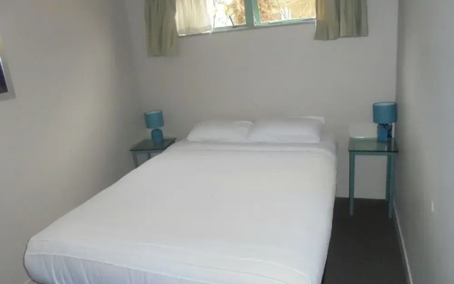 Utopian Motel Taupo - Hostel