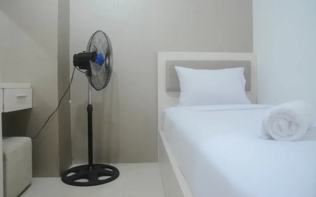 Comfort Living 2Br Room At Bassura City Apartment