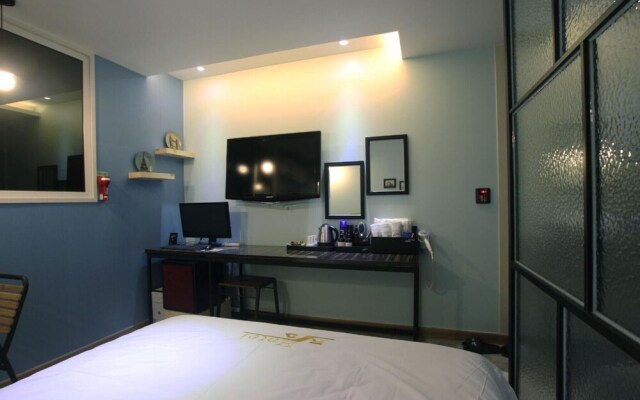 Yeosu Hakdong JA Self Check-in Motel