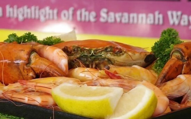 Ash's Holiday Units & Cafe