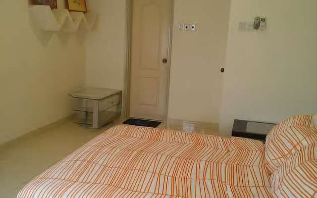 8 O Clock Lodge Condo Bandar Utama