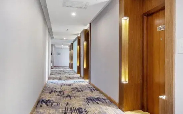 Shilinxuan Holiday Inn (Shilin Scenic Area)