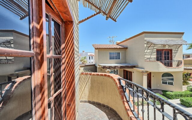 Villa Sonari 1 by Kivoya