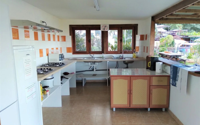 Fare Arana Moorea Guesthouse