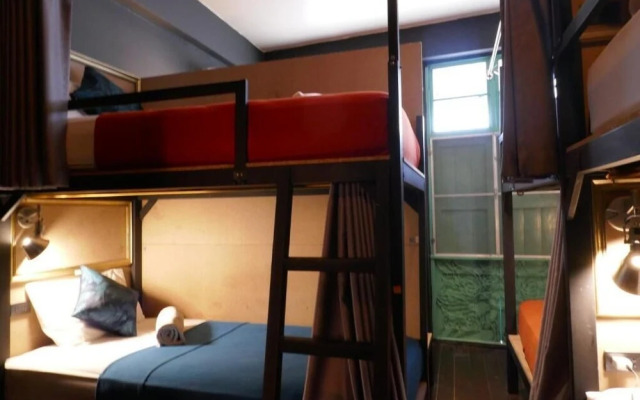 2Street Hostel at Surathani - Adults Only
