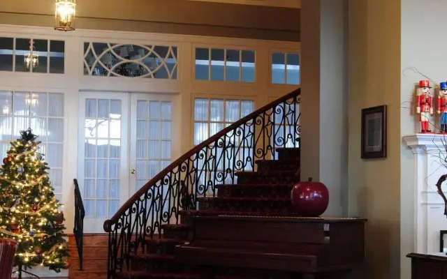 Mimslyn Inn Historic Hotels Of America