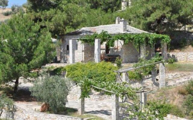 Arsinoi Stonehouses