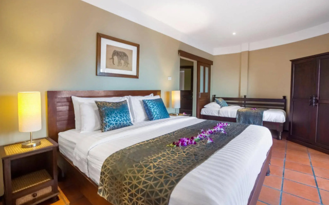 Beyond The Blue Horizon Villa Resort