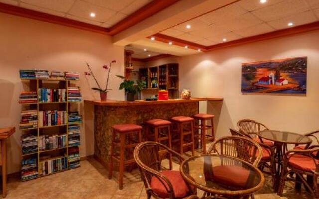 Angelica Apartment Hotel