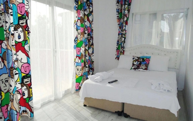 Fullmoon Rooms