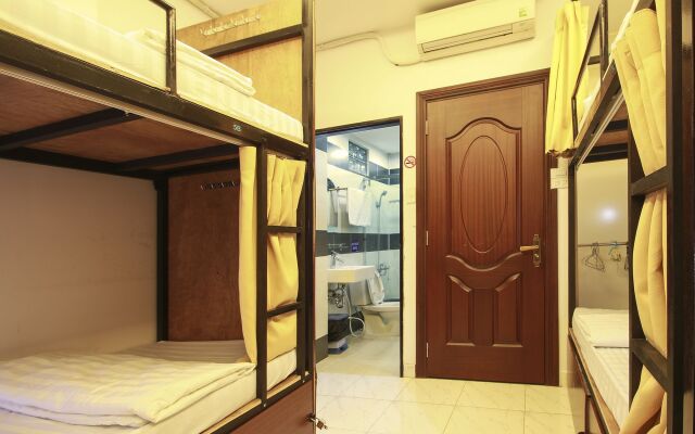 Happy Saigon Hostel