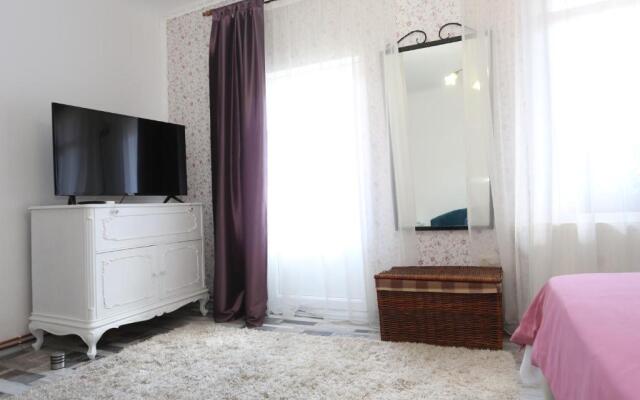 Union Square Apartment 2