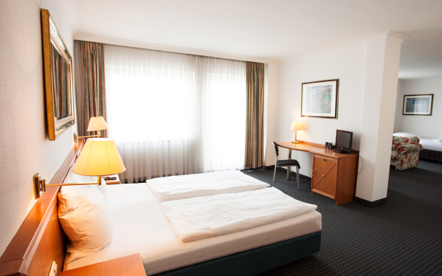 INA Hotel Royal