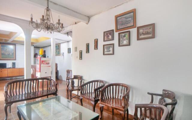 OYO 2256 Danysa Guesthouse