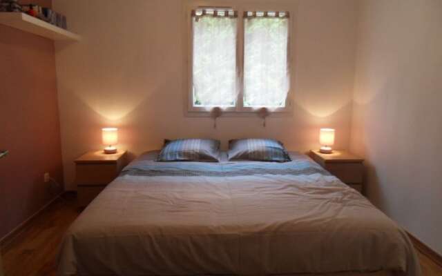 Jasmin House