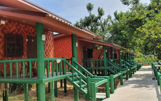 The royal bamboo lodge