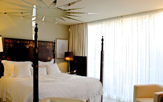 Carmo's Boutique Hotel