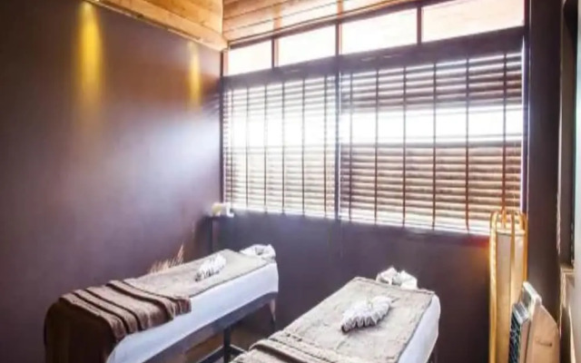 The Chumbi Mountain Retreat