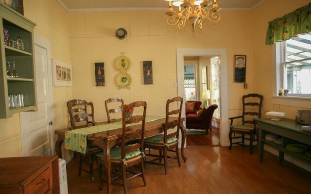 Atrium Bed and Breakfast