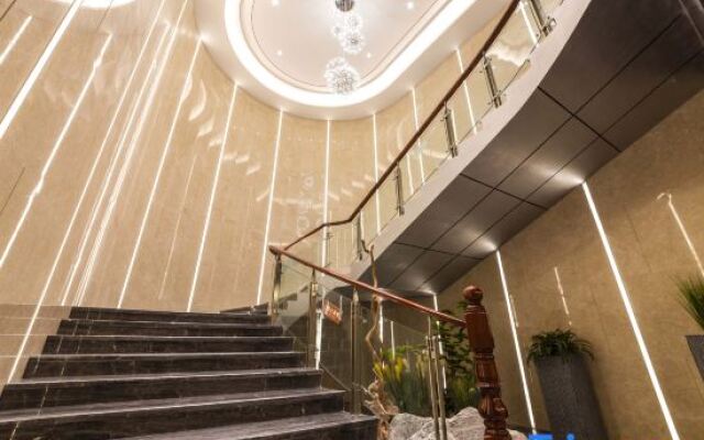 Yijing Guanlan Hotel