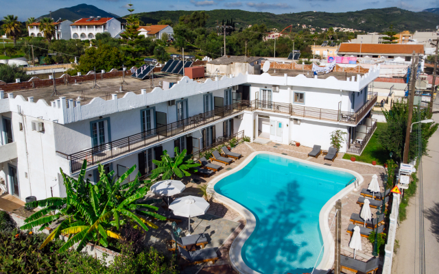 Aquarius Beach Eco-Hotel