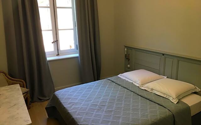 B&B Maison d'Hôtes - Château de Jouques