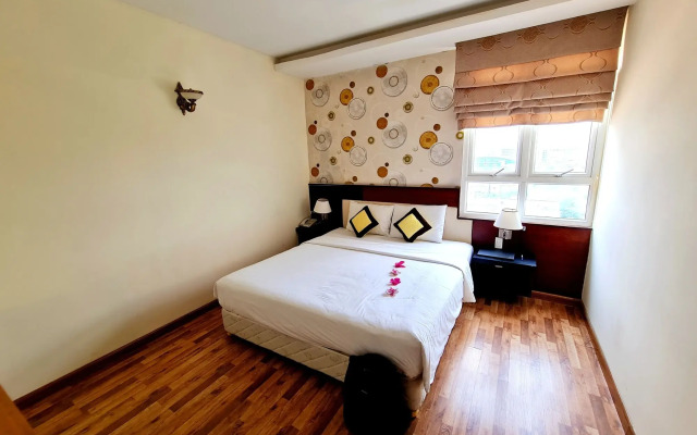 Happy Life Hotel