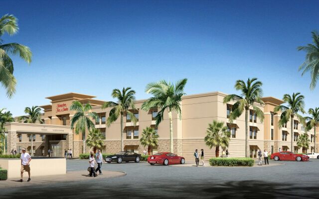 Hampton Inn & Suites Phoenix/Scottsdale on Shea Boulevard