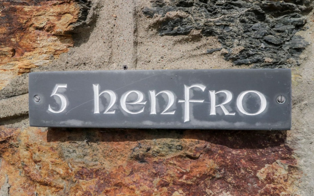 Henfro