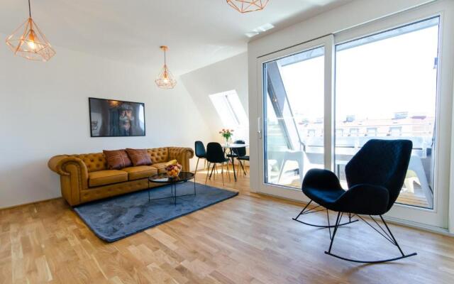 Grand Quarters City Residence