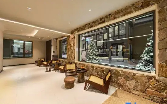JOY.HOTEL