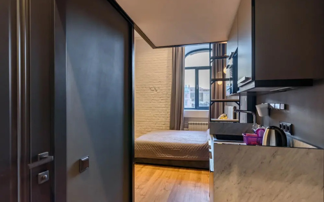 Apart104 Center