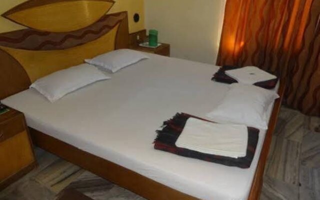 Suv Palace Hotel