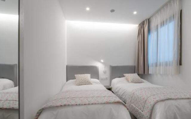 VV LOYANT CANTERAS "by henrypole home"