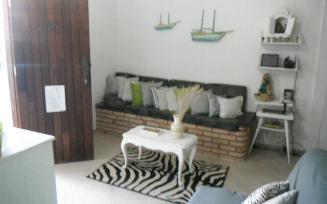 Abelhinha Residencial Camburi Pousada