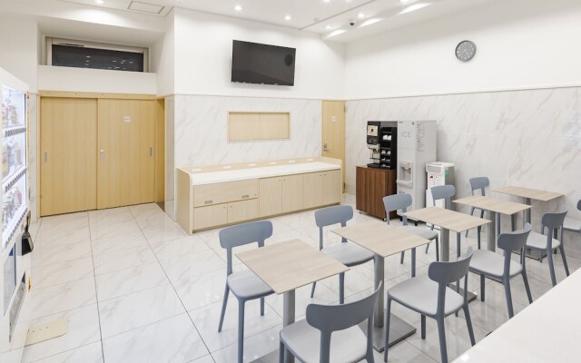 Toyoko Inn Kayabacho Eki