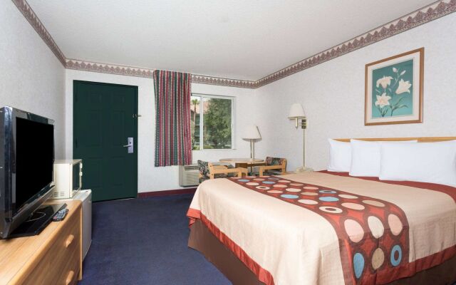 Days Inn by Wyndham Phoenix West