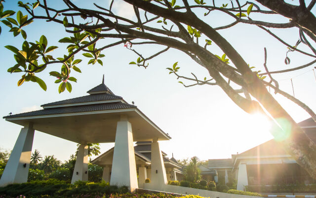 Novotel Chumphon Beach Resort & Golf