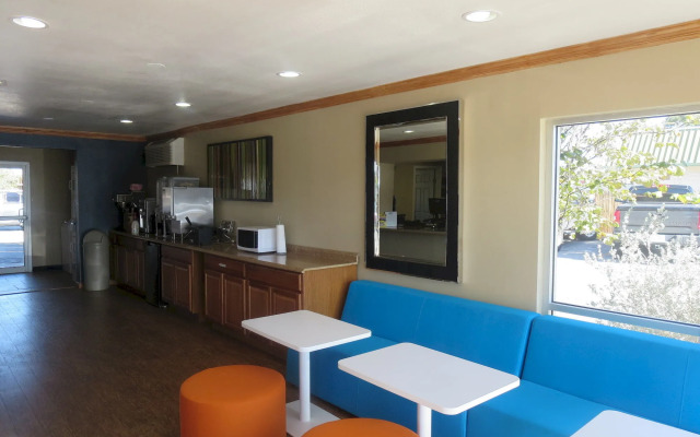 Howard Johnson by Wyndham Odessa TX