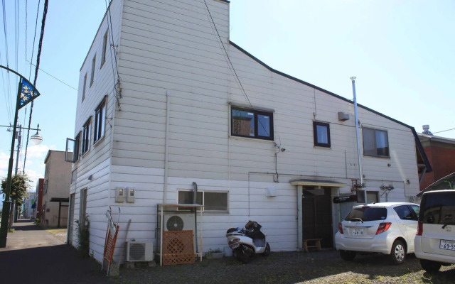 First Track Inn ファースト トラック