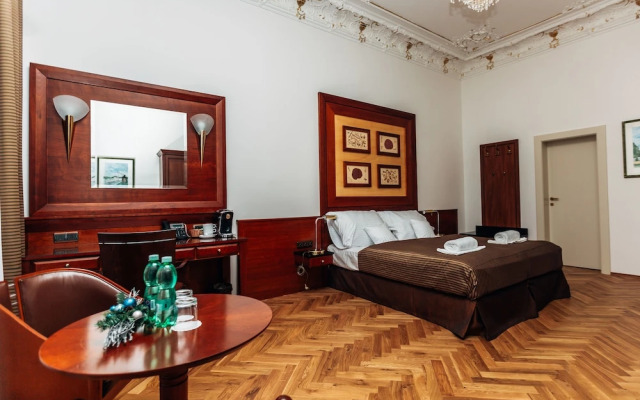 Hotel Golden Lamb